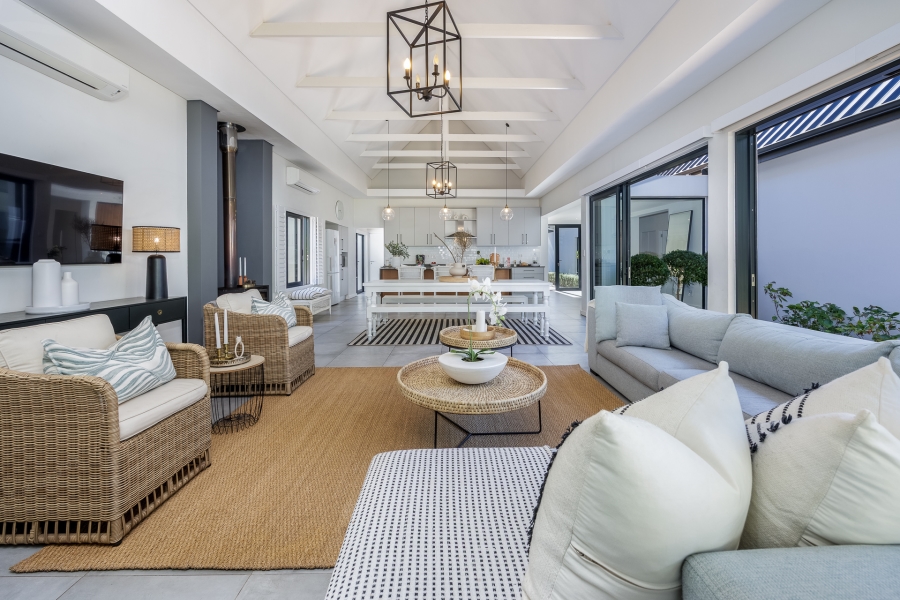 4 Bedroom Property for Sale in Val De Vie Estate Western Cape